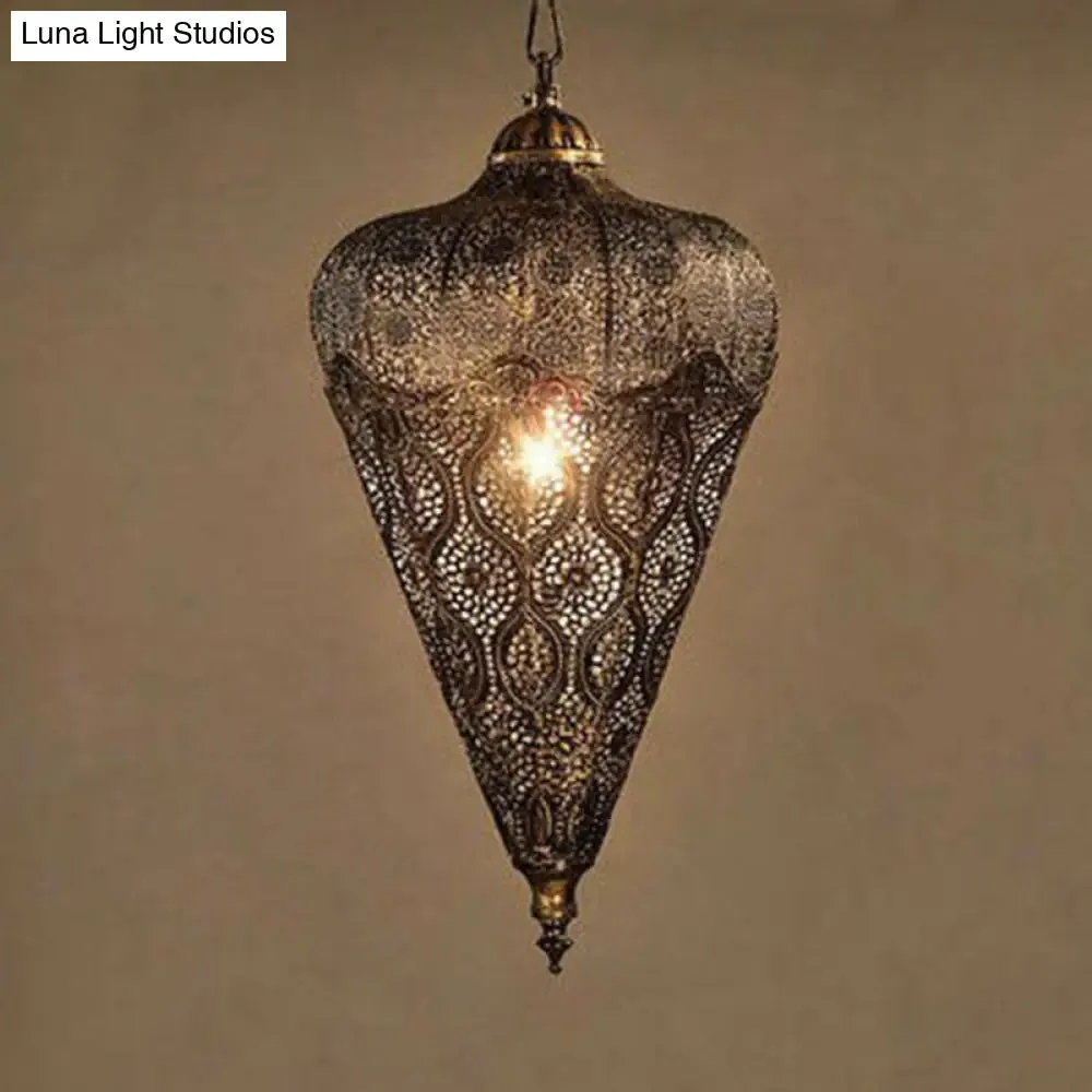 Bronze Iron Hollow Ceiling Light - Classic Single-Bulb Pendant for Restaurants