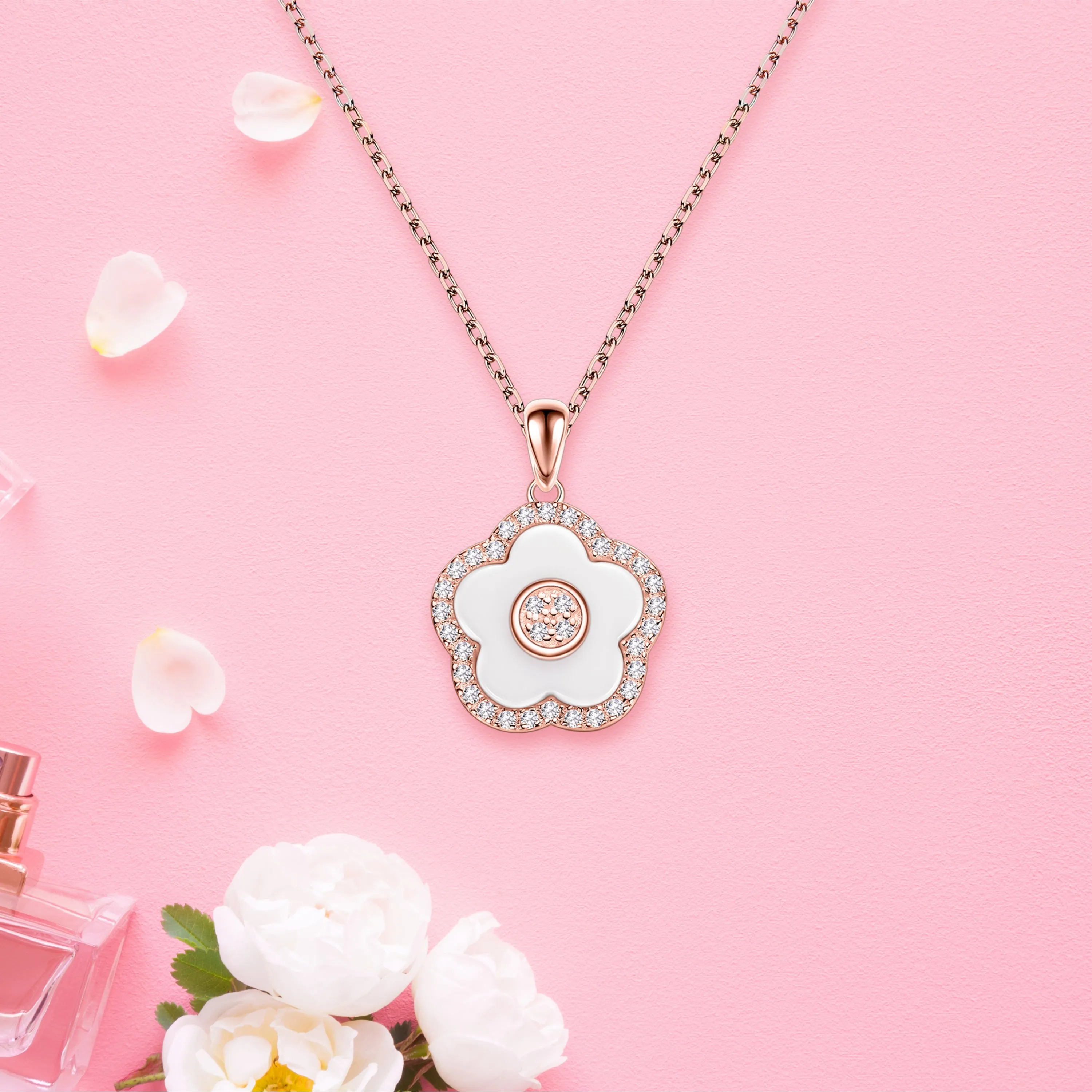 FLOWER CERAMIC NECKLACE