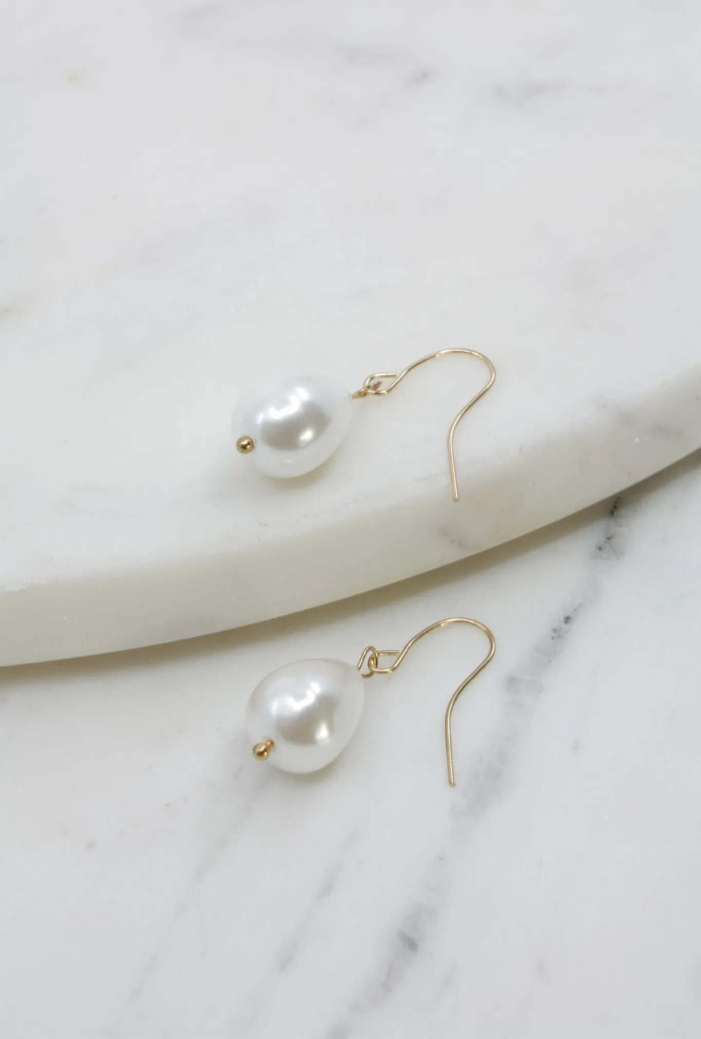 Gold Simple Short Pearl Drop Earrings