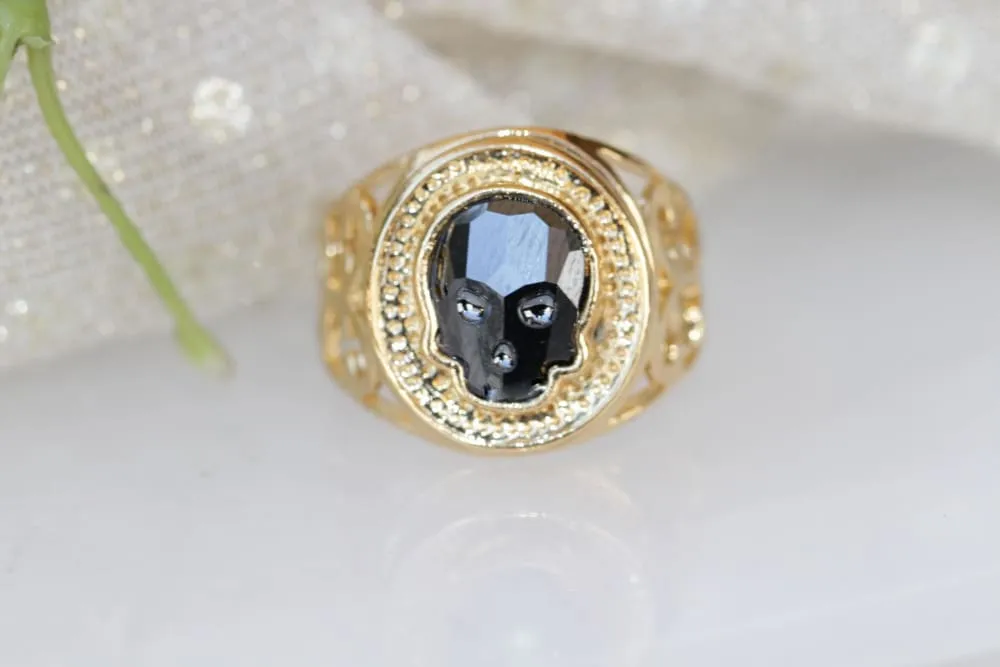 GOTHIC SKULL RING