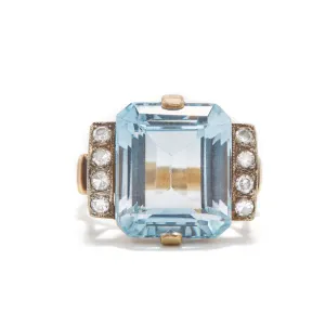 Large Retro Aquamarine Ring