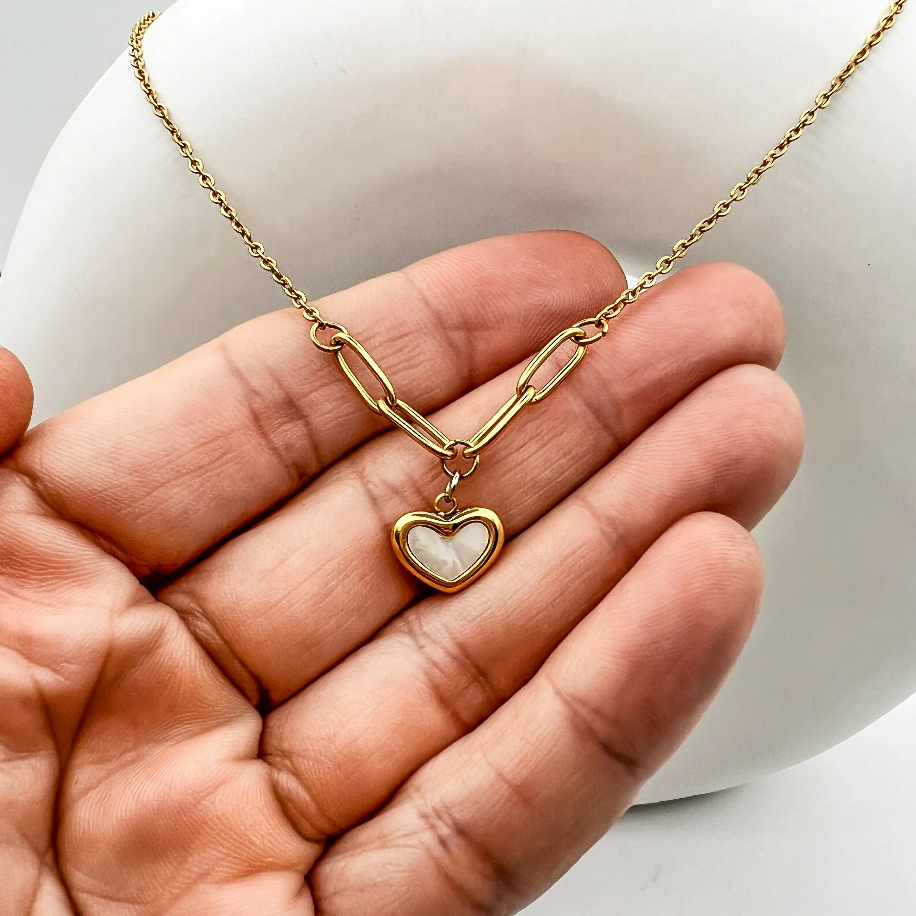 Mother Of Pearl Sweet Heart Necklace