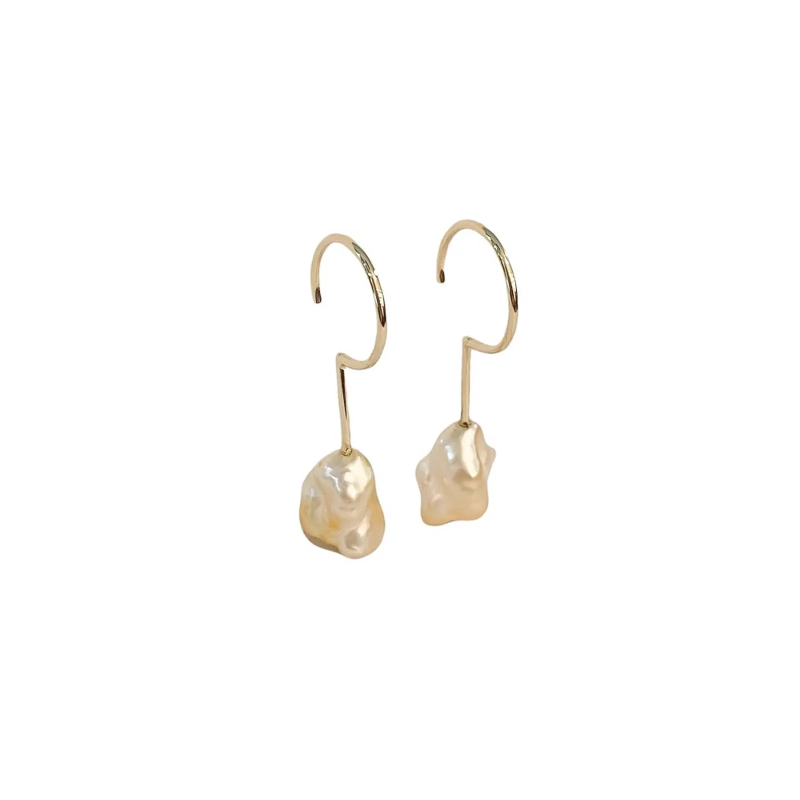 Simple Keshi Golden Small 14 kt gold earrings